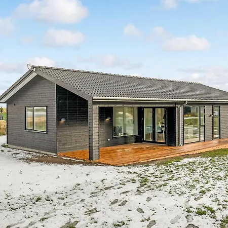 3 Bedroom Amazing In Slagelse